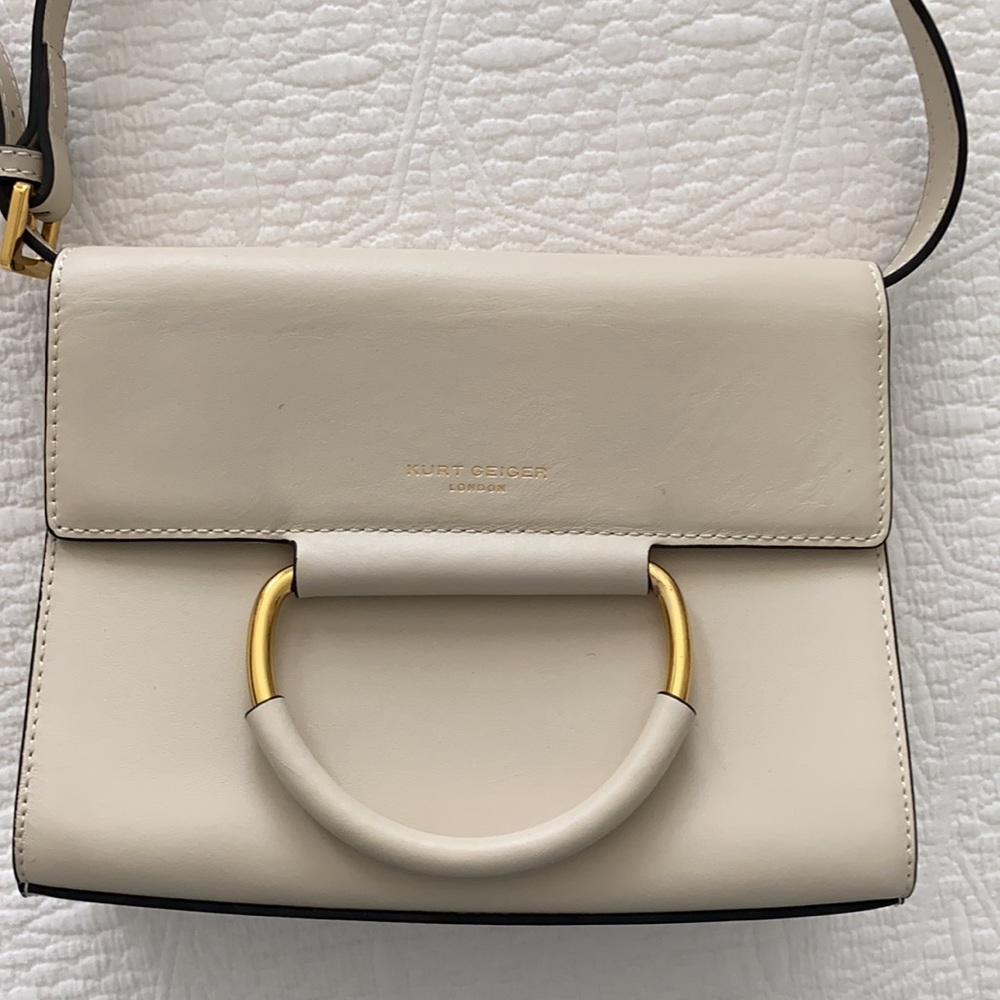 Shoulder bag